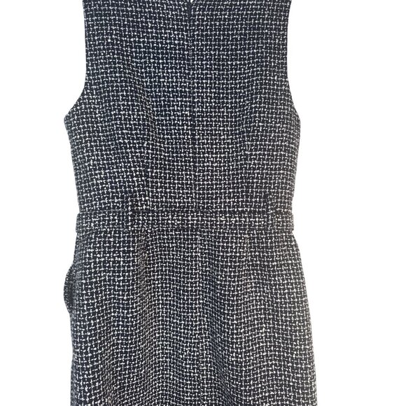 2/$30 Banana Republic 2P Navy & White Tweed Sheath Dress Petite - Picture 11 of 14